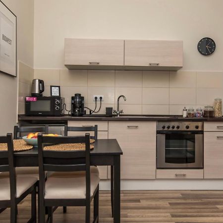 Cozy Nest In The Heart Of Budapest Διαμέρισμα Εξωτερικό φωτογραφία